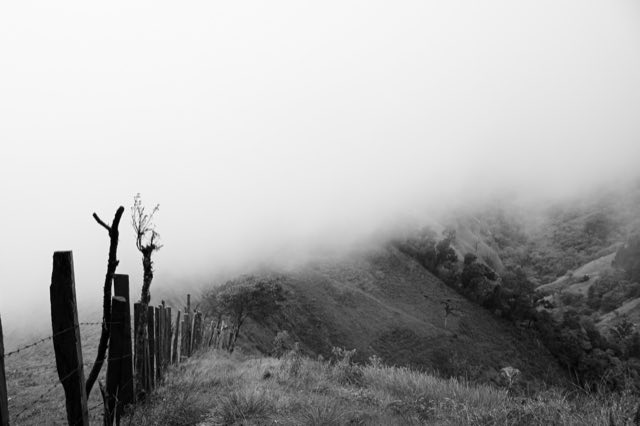 La Cruz de Alajuelita en blanco y negro, Nikon Z fc