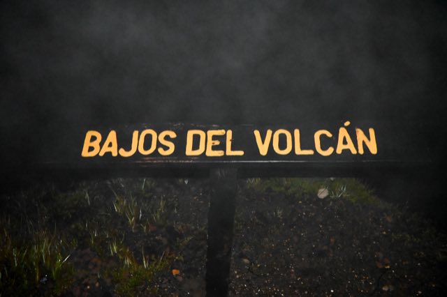 Volcán Turrialba, de la noche a la neblina, Nikon Z fc